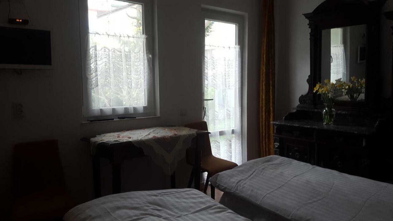 Room In An Old House Truskavets Exterior foto